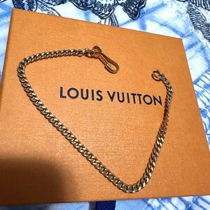 Louis Vuitton chain/extender wristlet chain